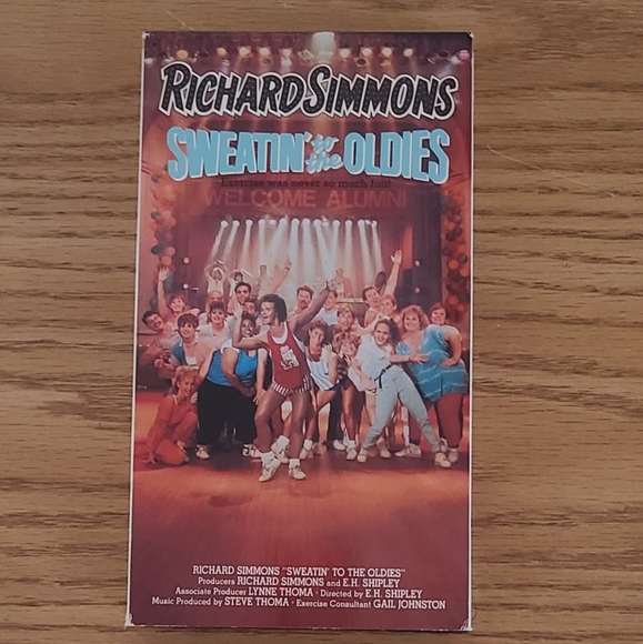 Richard Simmons Sweating to the Oldies 1 & 2 VHS - Picture 2 of 7
